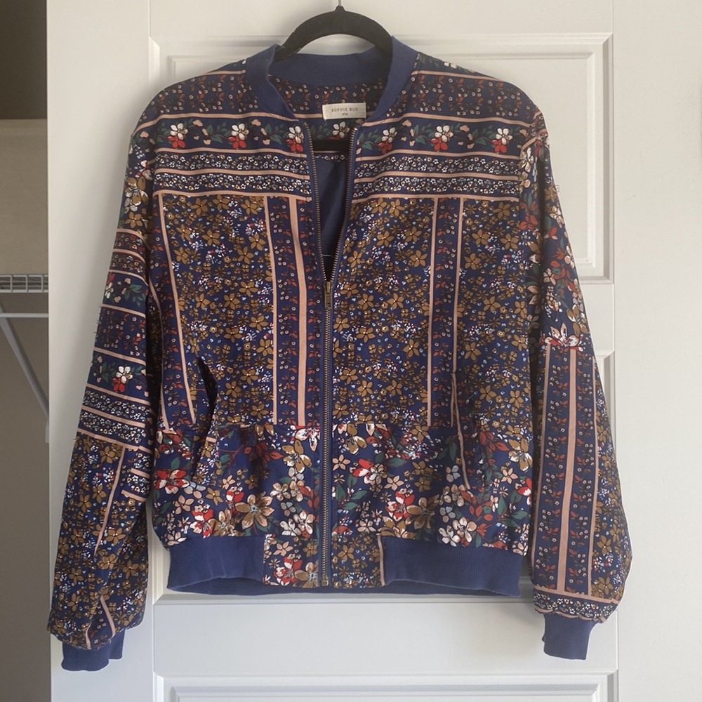 Sophie Rue fully lined bomber jacket. Size M. Navy & floral.